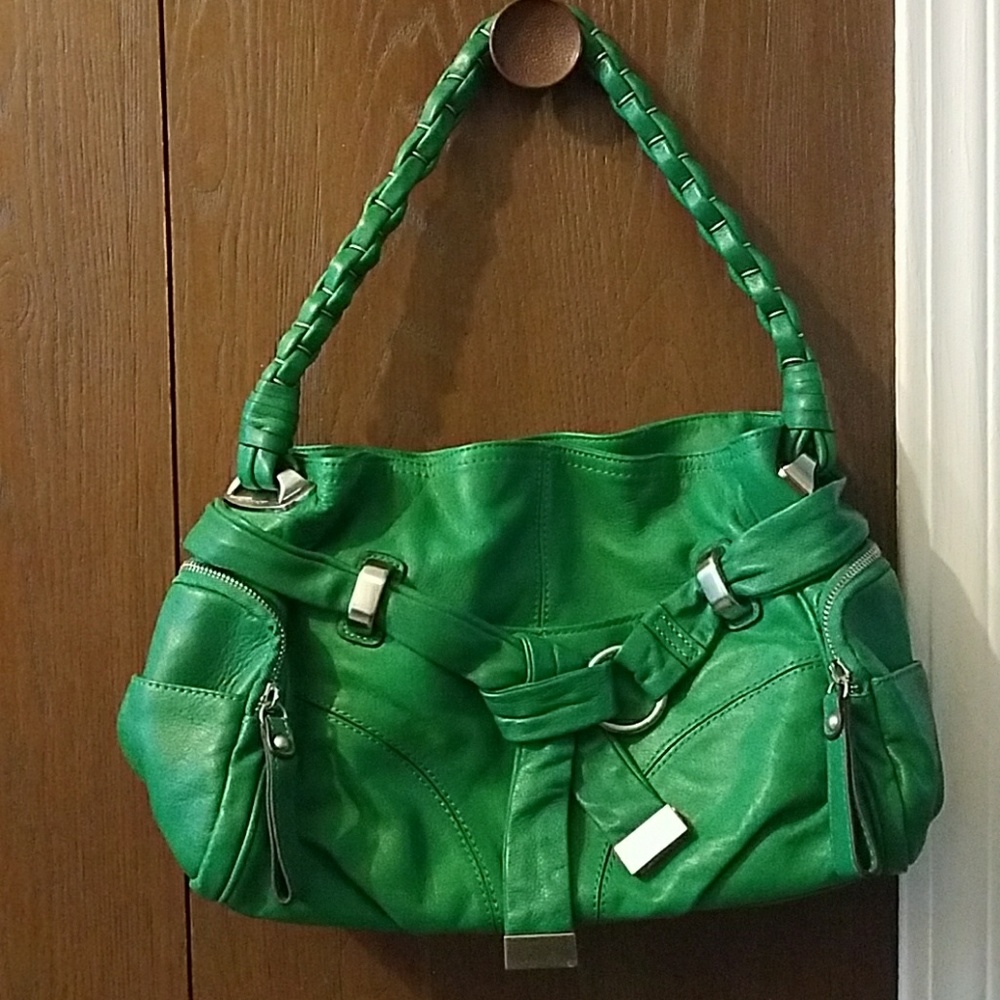 B. Makowsky green leather purse